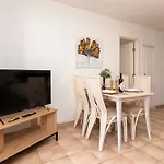 Wonderful 2 Bedroom Communal Heated Pool