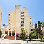 Wonderful 2 Bedroom Communal Heated Pool Appartement *