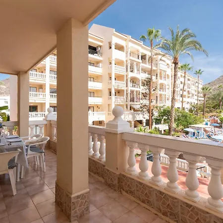 Wonderful 2 Bedroom Communal Heated Pool Apartament Los Cristianos (Tenerife)