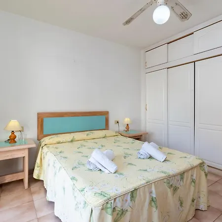 Apartament Wonderful 2 Bedroom Communal Heated Pool *